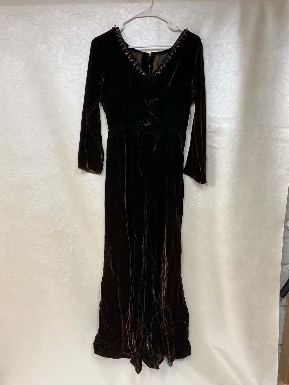 Vintage 1940s Brown Velvet Beaded Evening Wear With Wide Legs